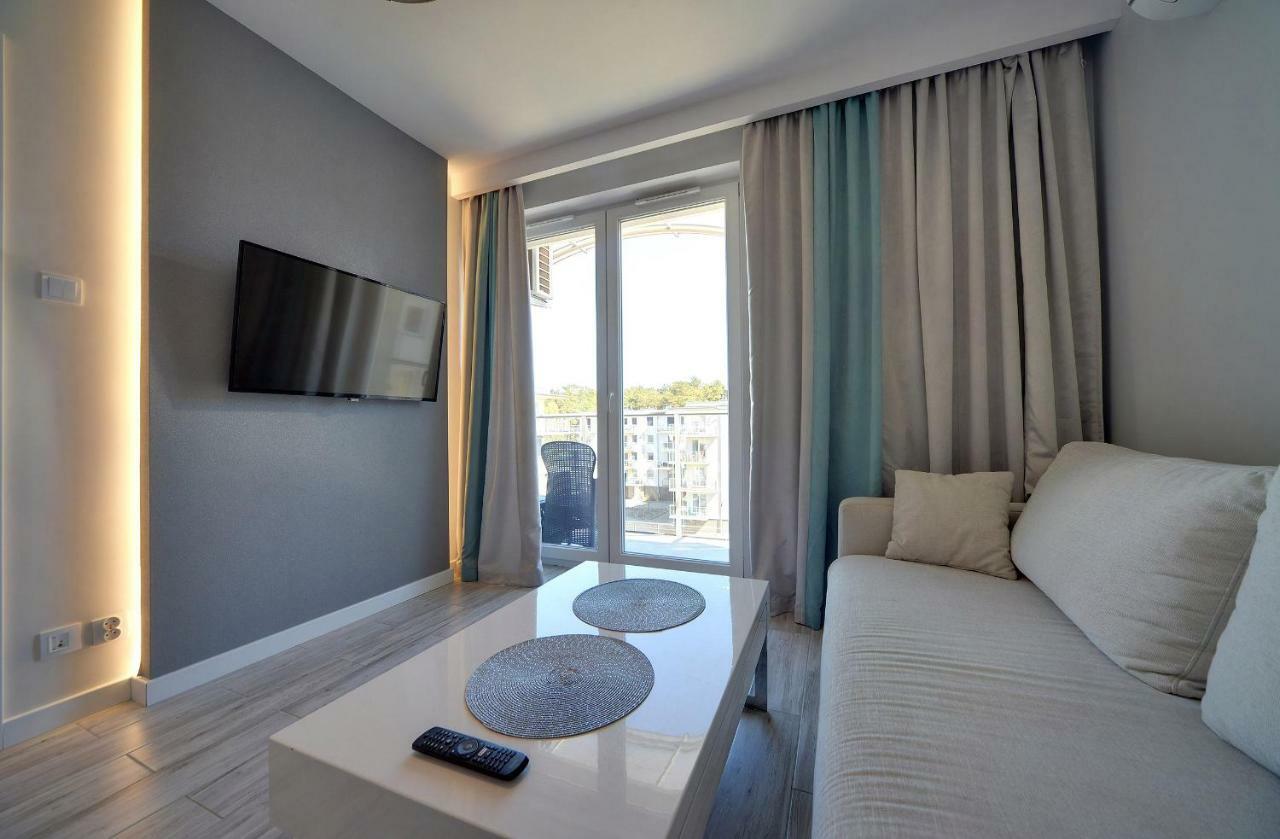 Sea Apartment Lesne Tarasy Дзивновек Екстериор снимка