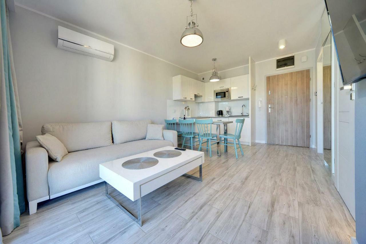 Sea Apartment Lesne Tarasy Дзивновек Екстериор снимка